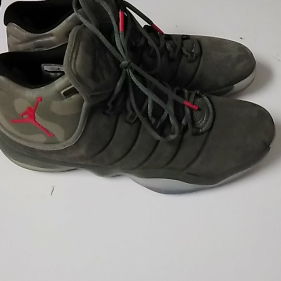 Jordans - Picture 2 of 5